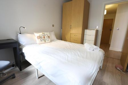 2 Bed Flat, Upper Marshall Street, B1 - Photo 5