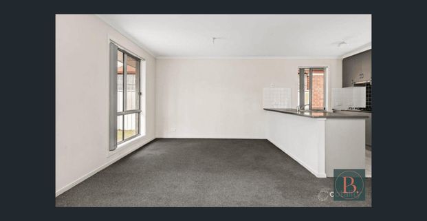 Modern 3 Bedroom Property - Photo 1