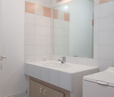 Location Appartement 2 pièces 53m² - Photo 6