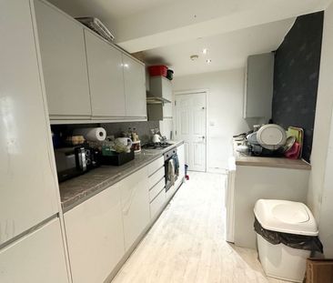 1 Bedroom - Photo 6