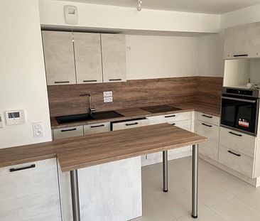 location Appartement T3 DE 65.97m² À TOULON - Photo 5