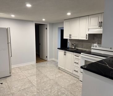 For Lease - 38 Rochelle Crescent Unit# Basement, Toronto, Ontario - Photo 1