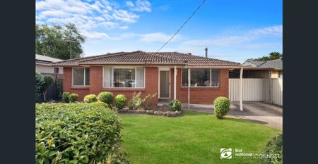 Beautifully Renovated Family Home - Photo 4