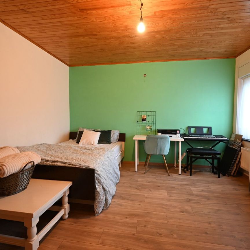 Knussige woning met 4 ruime slaapkamers! - Foto 1