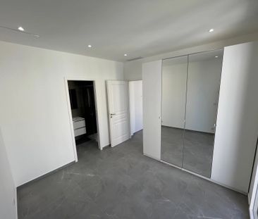 Location Appartement 2 pièces 26m² NICE 06100 - Photo 2