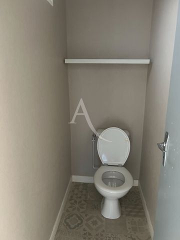 Location Appartement 2 pièces 47m² - Photo 5