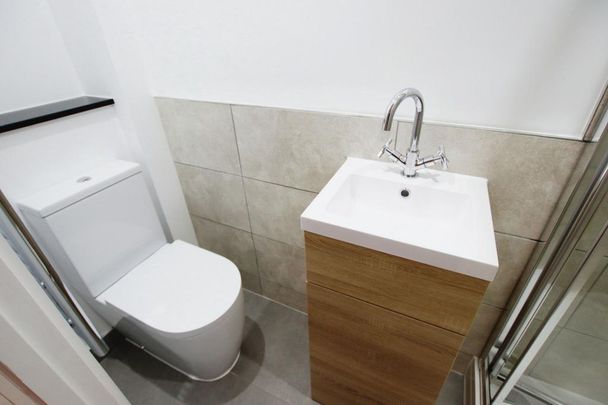 2 bedroom apartment to rent - Photo 1