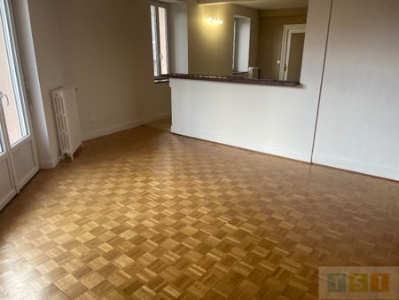Location Appartement 7 pièces 145m² LANNEMEZAN 65300 - Photo 2
