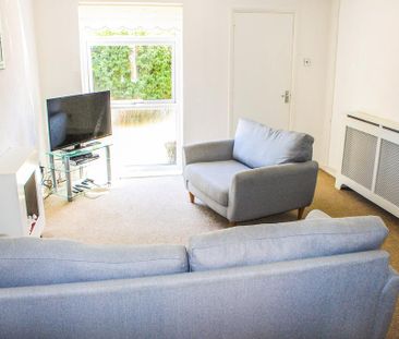 2 bedroom terraced house to rent - Photo 2