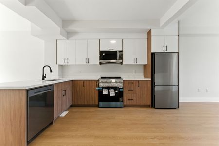 For Lease - 161 Fifth Avenue Unit# 3, Brantford, Ontario - Photo 2