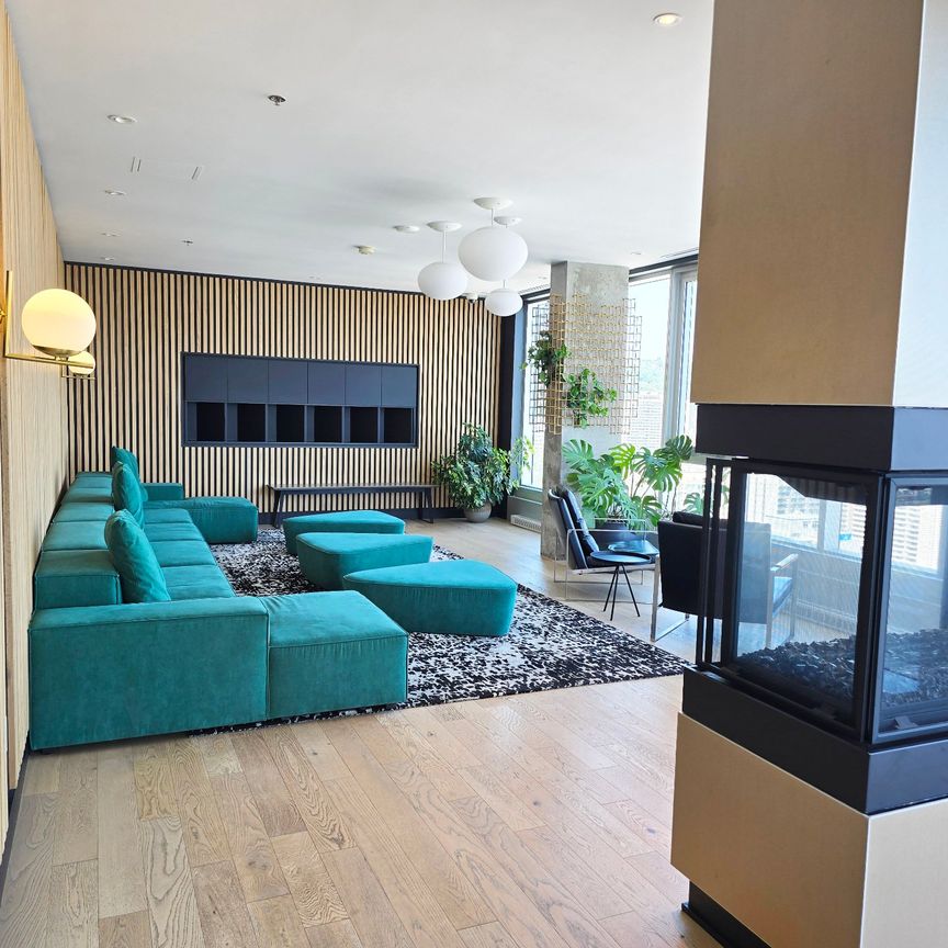 2320 Rue Tupper, apt. 1510 - Photo 1