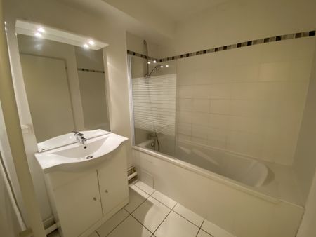 Location Appartement 2 pièces 50m² REIMS 51100 - Photo 5