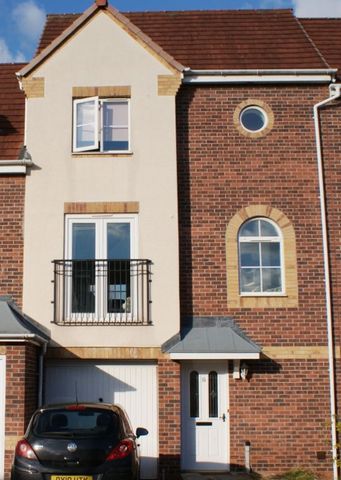 15 Goods Yard - Modern Townhouse & Off Street Parking Loughborough - Photo 2