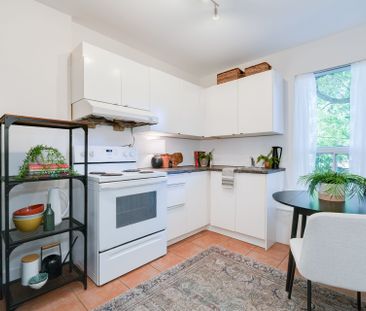 For Lease - 4 Riverdale Avenue Unit# Upper, Toronto, Ontario - Photo 2