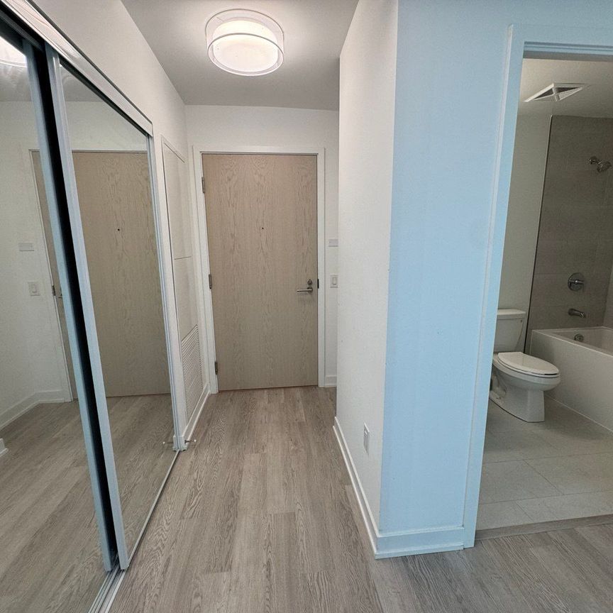 For Lease - 3 Strathgowan Avenue Unit# 201, Toronto, Ontario - Photo 1