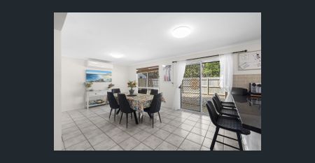 YOUR NEW AROONA HOME AWAITS! - Photo 3