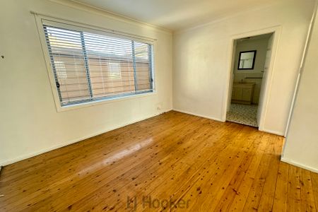 Low Maintenance and Ideal Location - Photo 2
