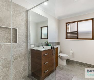 INNER CITY OASIS + GARDEN & POOL MAINTENANCE INCLUDED! - Photo 5