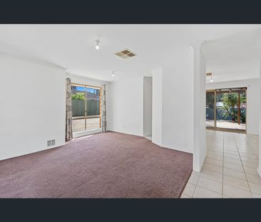 2 Yorrell Place, Halls Head, WA 6210 - Photo 3