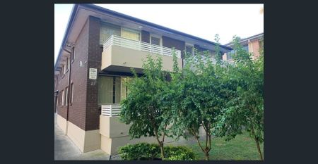 2 BEDROOM APARTMENT - Photo 3