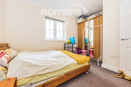 Dorchester Court, 283 London Road, Camberley, GU15 - Photo 2
