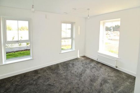 2 bedroom end of terrace house to rent - Photo 3