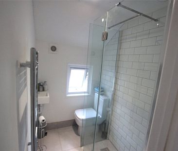 Double Bedroom within a shared house - SE6 - Photo 6