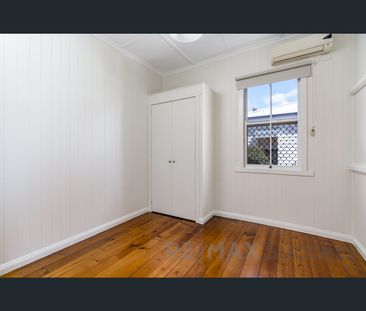 8 Suffolk Street, East Toowoomba, Qld 4350 - Photo 4