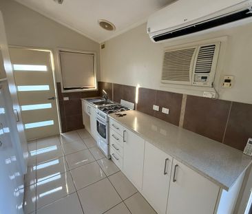 2 BEDROOM UNIT IN QUIET LOCATION - Photo 6