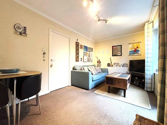 1 bedroom maisonette - Photo 1