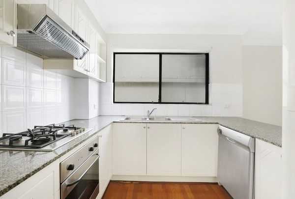 4/9 Stewart Street, Wollongong NSW 2500, Wollongong - Photo 1