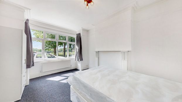 Kingston Road, Luton, LU2 - Photo 1