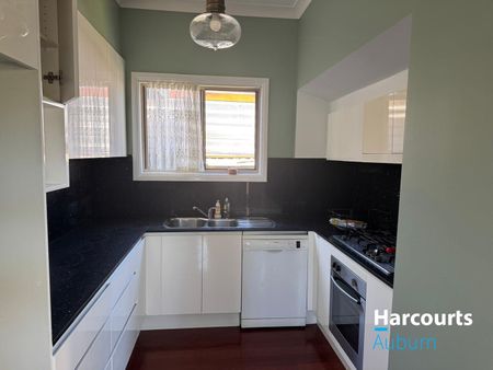 WELL PRESENTED 3 BEDROOM HOUSE FOR LEASE - Photo 5