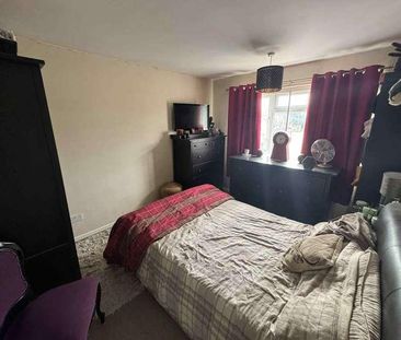 The Broadway Thatcham, RG19 - Photo 3