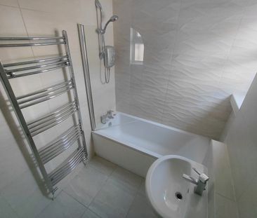 3 Bed Flat, Curtis Avenue, G44 - Photo 6