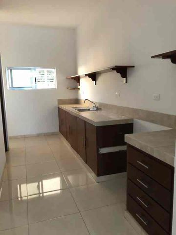Townhouse sin muebles, muy cerca de Gran Plaza. de Gran Plaza - Photo 2