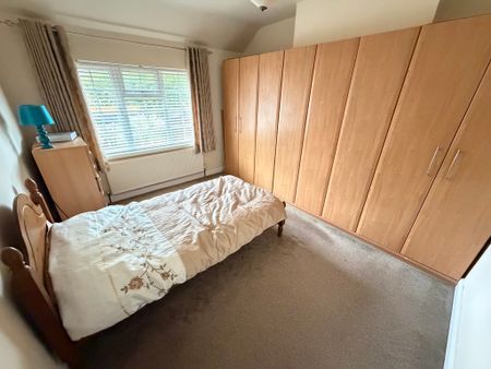 Ward Road, Goldthorn Park, Wolverhampton - Photo 4