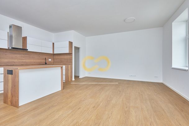 Pronájem bytu 3+kk 91 m² - Fotografie 1