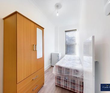 House share to rent - Photo 4