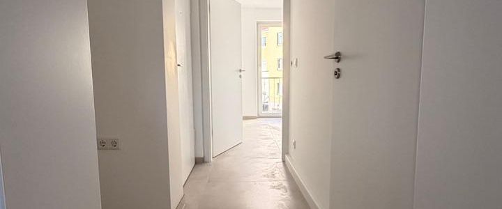 kernsanierte 2-Zimmer Wohnung mit Balkon +++ ruhige Südstadtlage +++ - Photo 1
