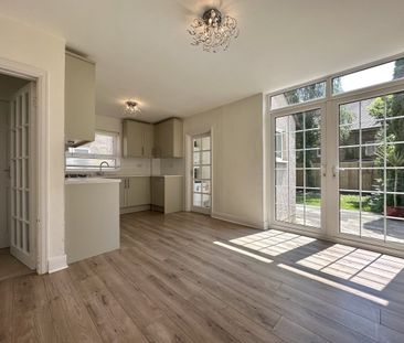 4 bedroom semi-detached house to rent - Photo 2