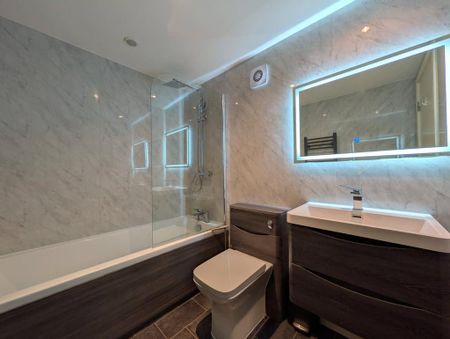 2 bedroom apartment to rent - Photo 3