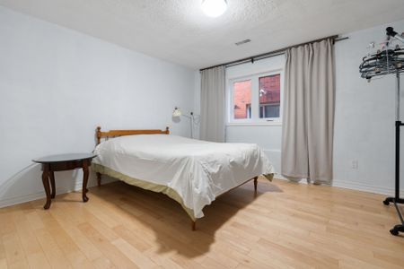 For Lease - 83 Garden Street Unit# Main, Whitby, Ontario - Photo 5