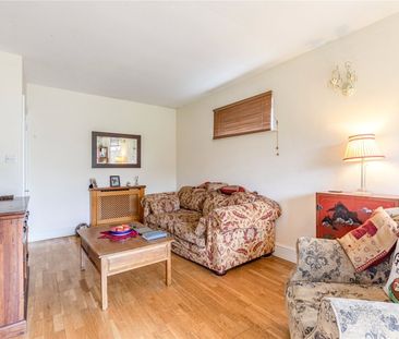 Ongar Close, Addlestone, Surrey, KT15 - Photo 4