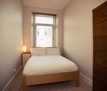 2 Bed Flat, First Floor, AB10 - Photo 3
