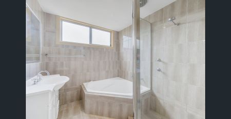 Walk To Town! - Photo 4