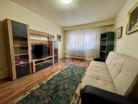 Apartament cu 1 camera, decomandat, 35 mp, zona Primaverii - Fotografie 2