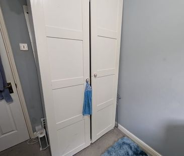 Room in a Shared Flat, Grenard Close, SE15 - Photo 4