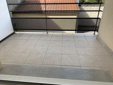 Location Appartement 2 pièces 40m² TROYES 10000 - Photo 4