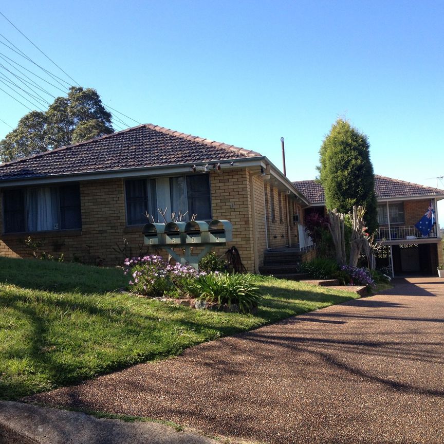 One bedroom unit with single carport in small block of four units - Photo 1